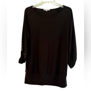 Chaus Elegant Black Women's Top long roll tab sleeves gold trim banded hem Large